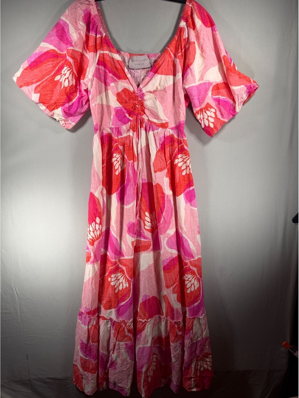 White Closet Elements Pink & Red Floral Maxi Dress with Puff Sleeves Size Large
